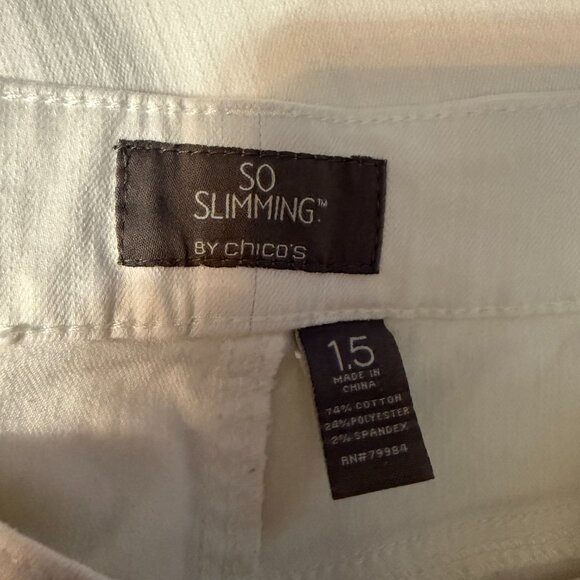 White So Slimming by Chico's Denim with Zippered Pockets White Jeans | Size 10 - Picture 7 of 9